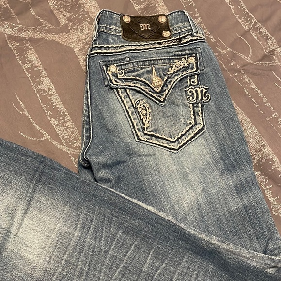 Miss Me Denim - Miss Me Boot Cut Low Rise Button Back Pocket Jeans